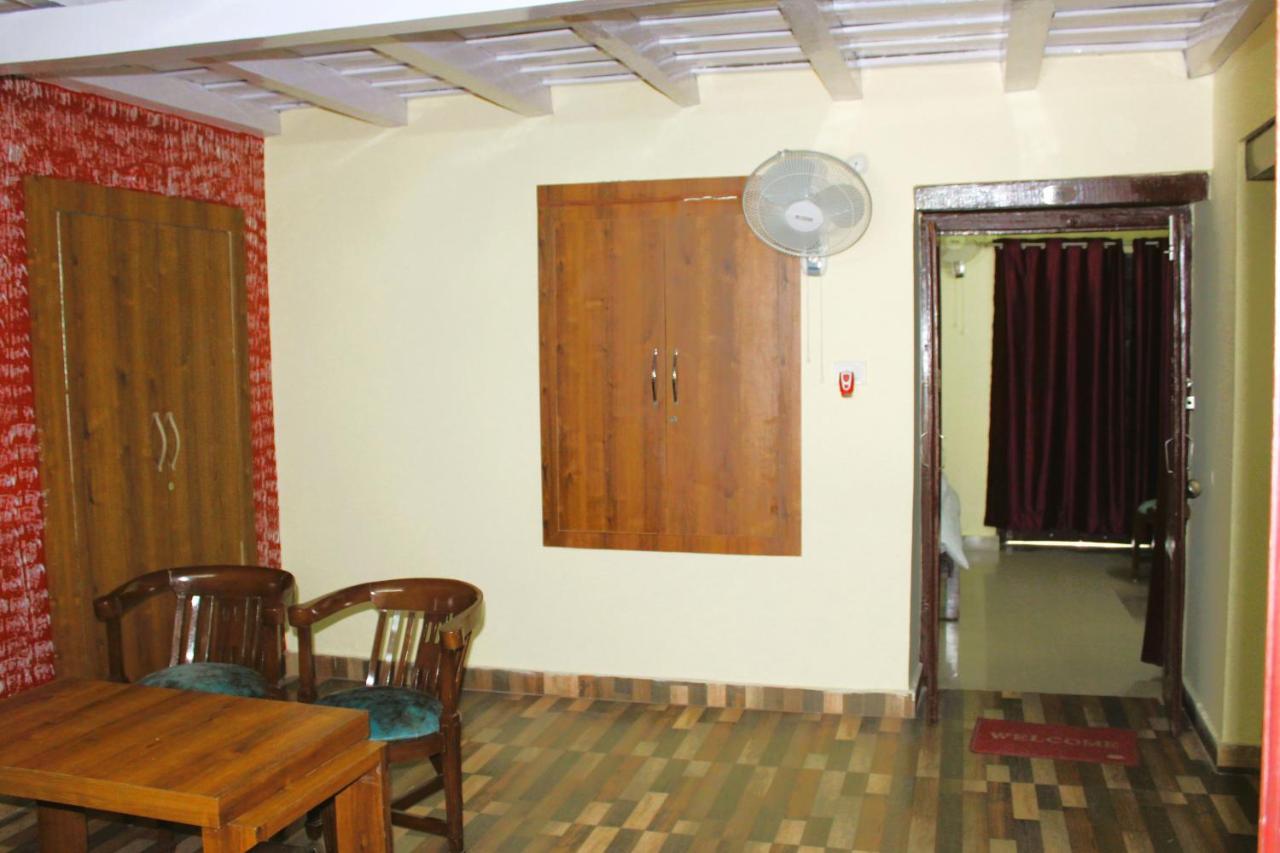 לנסדאון Windsor Cottages מראה חיצוני תמונה